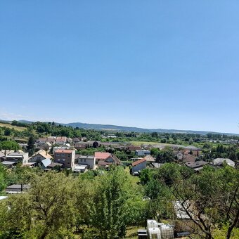 Záhrada s chatkou - 6