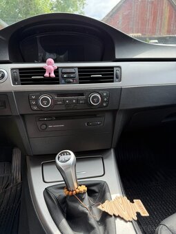 BMW 320D e91 2007 r.v. - 6