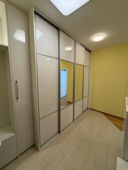 Nadštandardný 3-izbový byt s veľkou terasou - 6