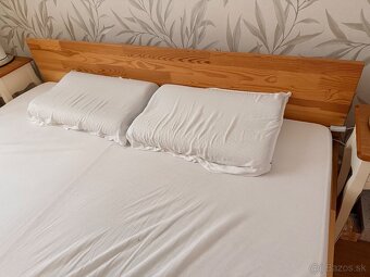 Dvojlôžková posteľ z BONAMI- masiv borovica 180x200 cm - 6