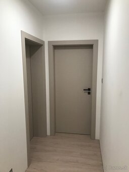 montáž dverí, podlahy, servis - 6