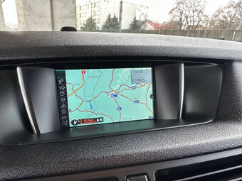 BMW X1 xDrive 20d A/T 4x4 Automat - 6