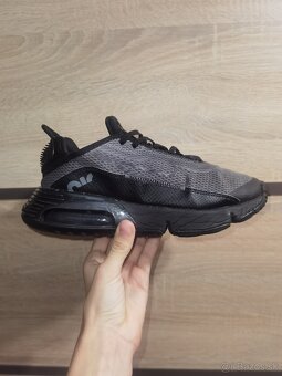 Nike Air Max 2090 - 6