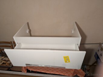 Kúpeľňová skrinka - 6