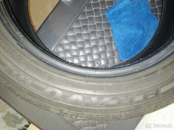 Maxxis bravo 215/55 R17 - 6