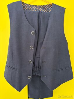 clapčenské nohavice + vesta 134 - 6