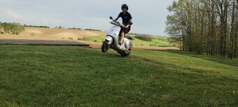 VESPA ET4,125ccm 4takt,plne funkcna bez dokladov - 6