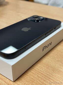 Apple iPhone 13 256GB - 6