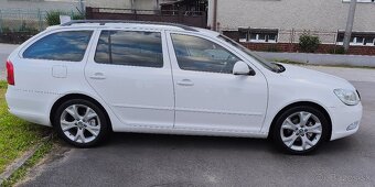 ŠKODA OCTAVIA COMBI 2.0 TDi 103KW CR 2013 - 6