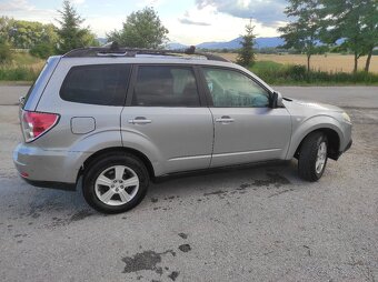 Subaru Forester 2.0 benzín -čítať celý inzerát - 6