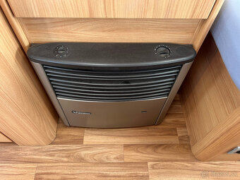 Karavan Wilk Stern 530, rok 2012 - 6
