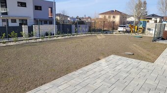 Ponúkame na prenájom 4 izbový byt v rodinnom dvojdome - 6