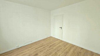 NOVINKA - 3 izb. byt ROŽŇAVSKÁ ul., Terasa, NOVÁ REKONŠTRUKC - 6