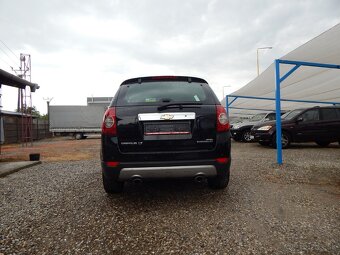 Chevrolet Captiva 2.0 VCDI LT medium 4x4 7m - 6