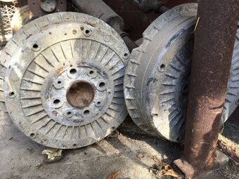 3x náprava Lada Žigula, 2 originál, 1 skracovaná - 6