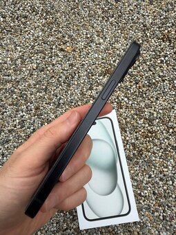 IPhone 15 plus 256GB - baterie 99% - 6