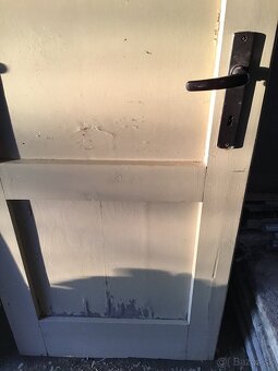 STARé BIELE DVERE AJ VYMENíM - 6