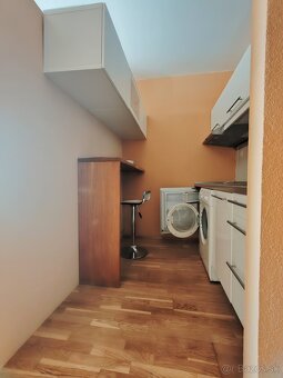 Topoľčany - garsónka s balkónom - 6