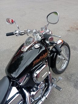 Honda shadow 750 black widow - 6