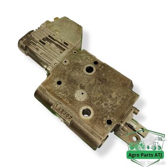 Sekcia rozdeľovača R917004658 Rexroth G91696102201 Fendt 920 - 6