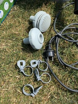 Predám kartušový filter Bestway 3028l a kryciu plachtu - 6
