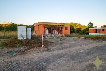 Exkluzívne na predaj rozostavaný rodinný dom s pozemkom o ro - 6