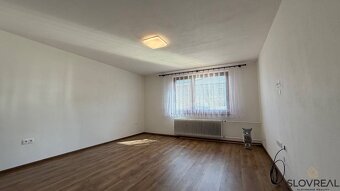 SLOVREAL - Predaj rodinný dom kúsok od mesta Žarnovica v obc - 6