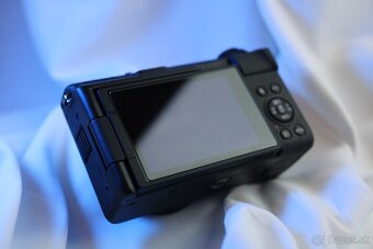 Predám/Vymením Canon Powerhot V1 - 6