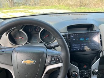 Chevrolet cruze 1.6 sedan 2009 - 6