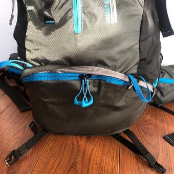 Turistický batoh BERG 60/70l - 6