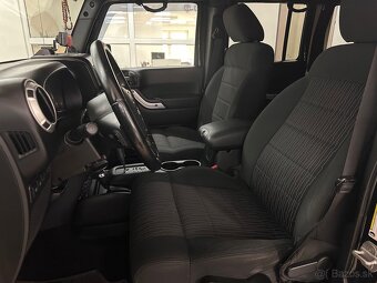 Jeep Wrangler 2.8 CRD Rubicon A/T - 6