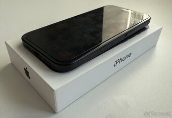iPhone 16 Black 256 GB , záruka 2 roky - 6
