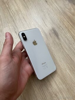 iPhone X – 64 GB - 6