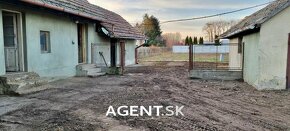 AGENT.SK | Predaj domu s pozemkom pre výstavbu 2-3 domov, Ho - 6