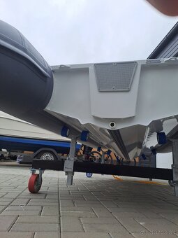 Motorový čln GLADIATOR RIB 380AL - 6