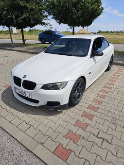 Bmw e93 330i (n53 200kw) - 6