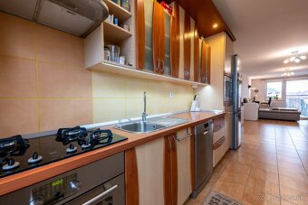 Priestranný 3 izbový byt + garáž, Beckov - 6