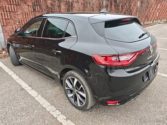 RENAULT MEGANE BOSE EDITION TCE 130 R.V.2016 - 6