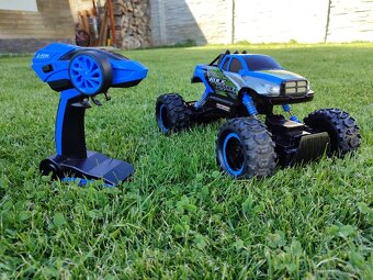 Predám RC modely terénnych áut 2ks - 6