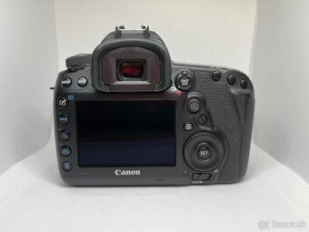 Canon 5D mark IV - shutter count 18 000 - 6