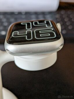 Apple Watch Series 8 – 45 mm Silver Aluminum - 6