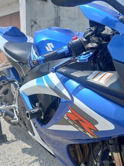 Suzuki Gsx-R 750 - 6