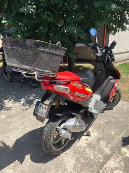 APRILIA SR50 - 6