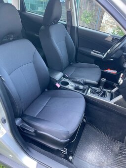 Predám Subaru Forester 2.0 (110 kW) – benzín + LPG, po výmen - 6