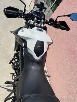 Triumph Tiger 800 XC - 6