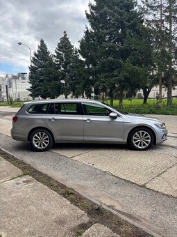 VW Passat Variant 2.0TDI 110kw DSG rok 2021 - 6