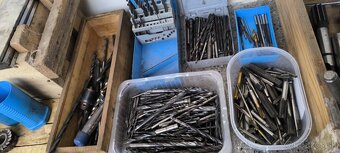 Fréza , noze , vrtáky , sústruh - 6