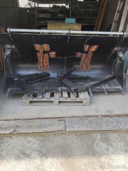 JCB predná lopata - 6