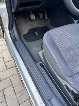 OPEL Corsa Comfort 1.2 2002 - 6