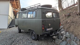 UAZ 452 Buchanka - 6